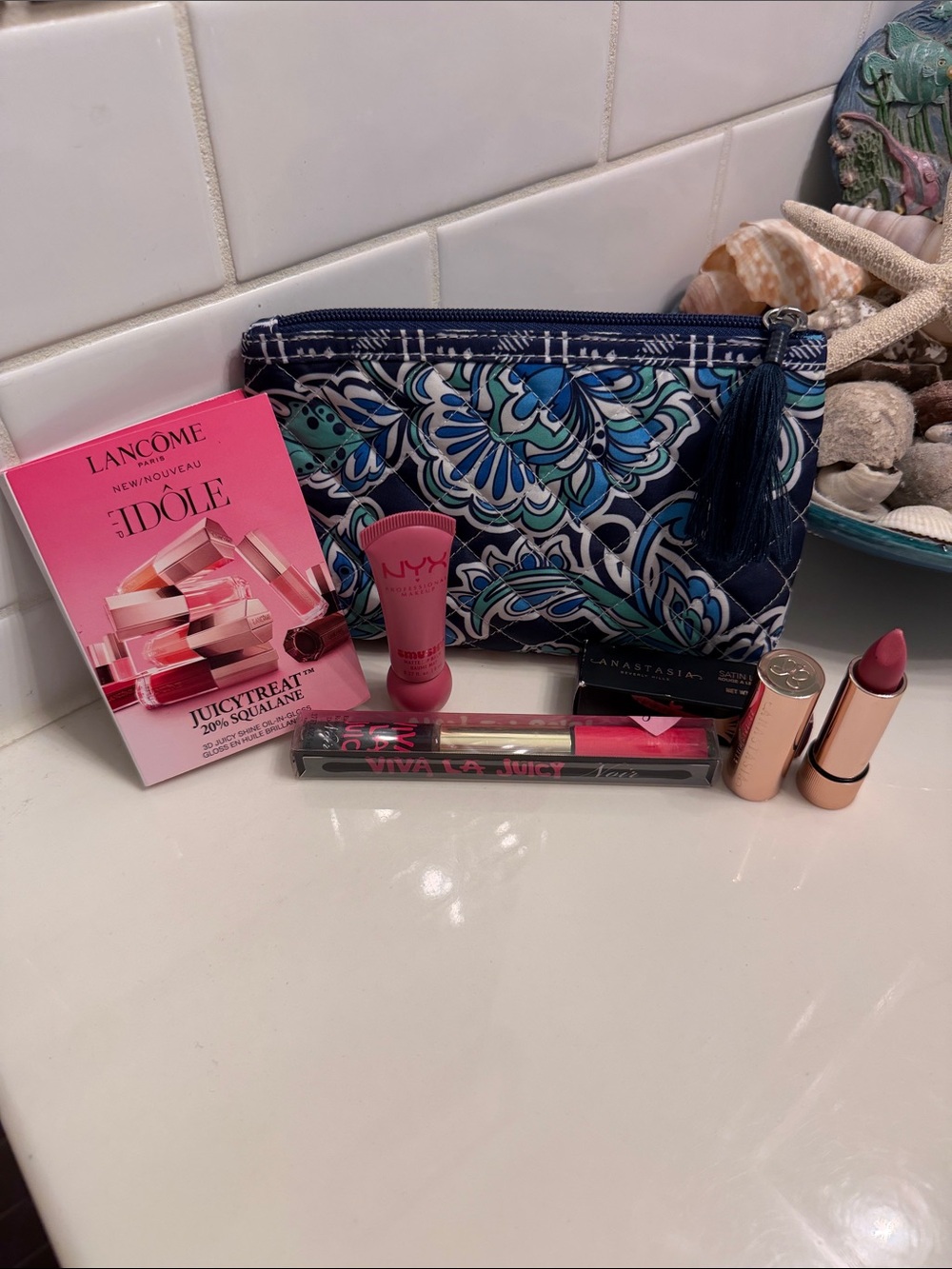 Lipstick Bundle with Blue Patterned Cosmetic Bag